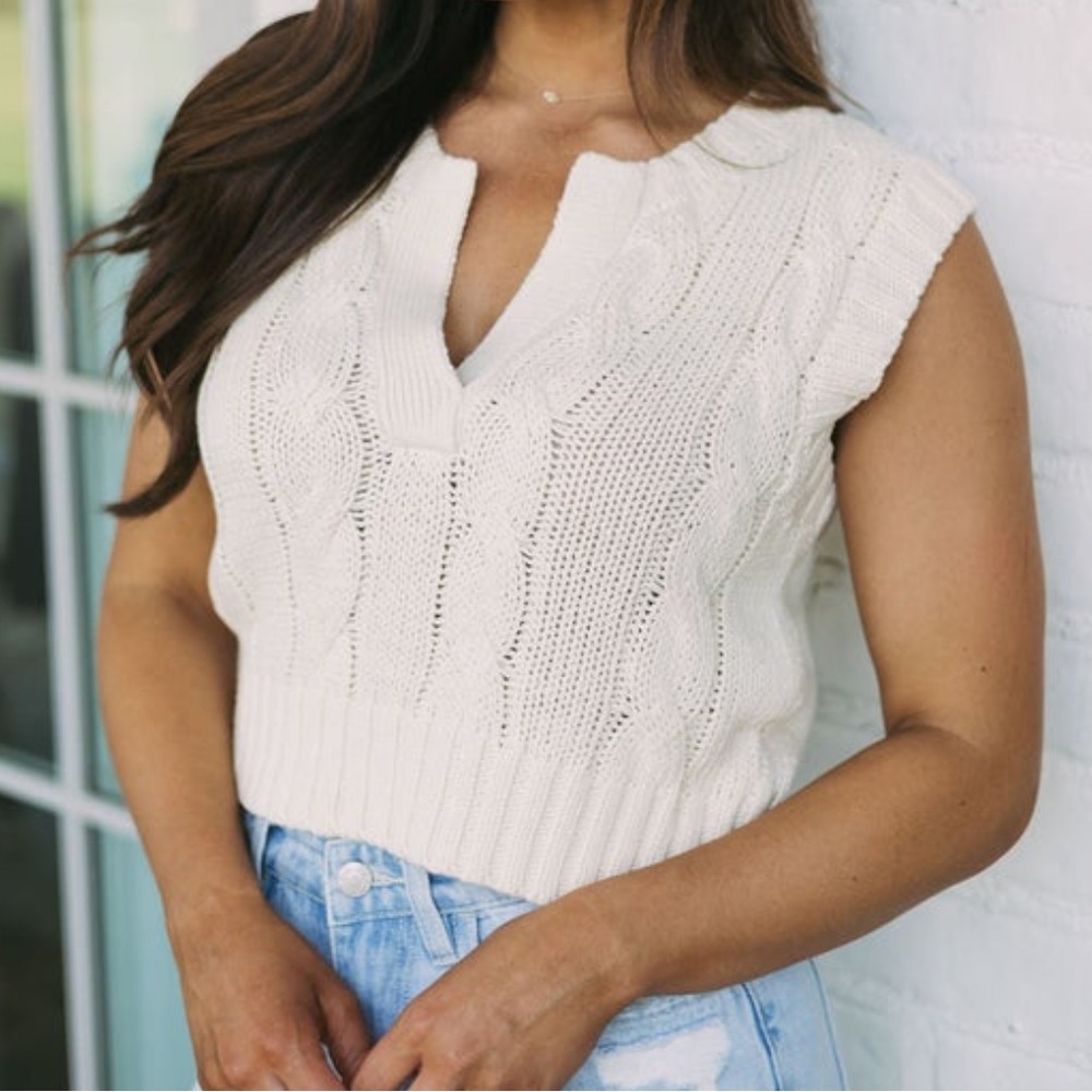 Cropped sweater tank